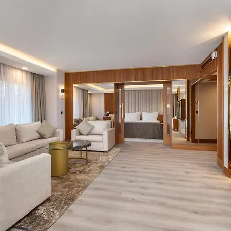 Limak Ambassadore Hotel 4*